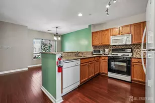 368 Rector St, Perth Amboy, NJ 08861 - Photo 9