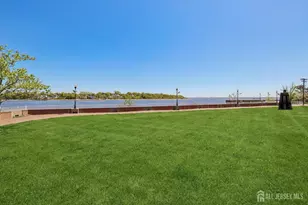 368 Rector St, Perth Amboy, NJ 08861 - Photo 17