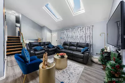 78 Roosevelt Avenue, Colonia, NJ 07067 - Photo 5