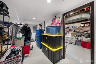 78 Roosevelt Ave, Colonia, NJ 07067 - Photo 19