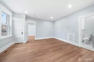 86 S Fulton Street S, Woodbridge Township, NJ 07095 - Photo 5