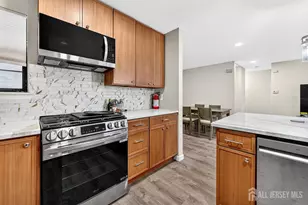 2406 Bayhead Dr, Sayreville, NJ 08859 - Photo 5