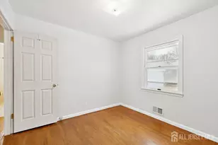 95 J F Kennedy Dr, Milltown, NJ 08850 - Photo 15