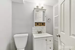 95 J F Kennedy Dr, Milltown, NJ 08850 - Photo 21