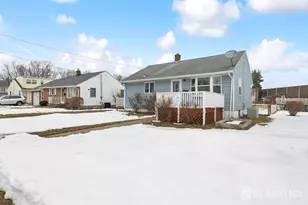 95 J F Kennedy Dr, Milltown, NJ 08850 - Photo 3