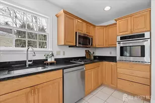 45 Hedge Row Rd, Plainsboro Township, NJ 08540 - Photo 7