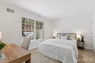 45 Hedge Row Rd, Plainsboro Township, NJ 08540 - Photo 15