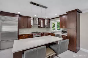 34 Vernon St, Sayreville, NJ 08859 - Photo 5