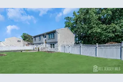 34 Vernon Street, Sayreville, NJ 08859 - Photo 3