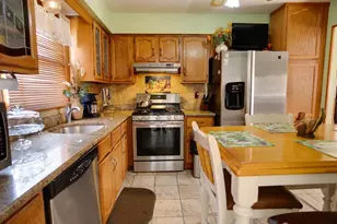 15 E Walnut Street E, Colonia, NJ 07067 - Photo 9