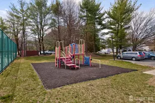 35 Dallenbach Ln, East Brunswick Township, NJ 08816 - Photo 25