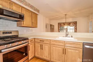 190 Jonathan Pl, Franklin Township, NJ 08873 - Photo 15