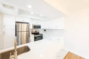 149B Maclura Plaza, Monroe Township, NJ 08831 - Photo 11
