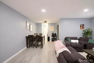 289 Main St, Spotswood, NJ 08884 - Photo 5