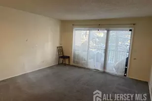 436 Danbury Ln, East Brunswick Township, NJ 08816 - Photo 3