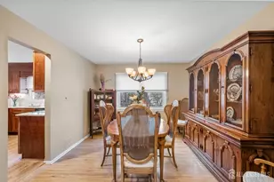 30 Pelham Pl, East Brunswick Township, NJ 08816 - Photo 13