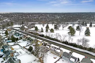 325 Colonia Blvd, Colonia, NJ 07067 - Photo 31