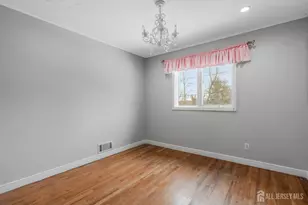 325 Colonia Blvd, Colonia, NJ 07067 - Photo 15