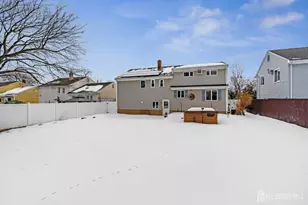 325 Colonia Blvd, Colonia, NJ 07067 - Photo 25