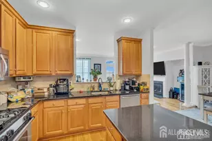 38 S Shore Dr, South Amboy, NJ 08879 - Photo 3