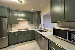 22 Briarwood Ct, South Brunswick Township, NJ 08540 - Photo 9