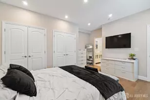 16 Troy St, Jersey City, NJ 07307 - Photo 15