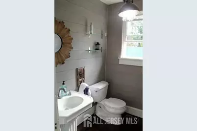 272 Lake Avenue, Metuchen, NJ 08840 - Photo 35