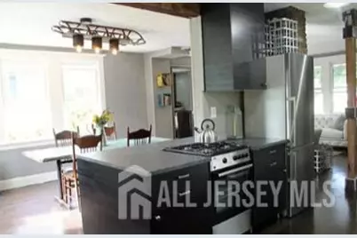 272 Lake Avenue, Metuchen, NJ 08840 - Photo 7