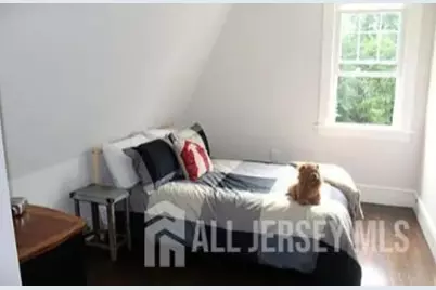 272 Lake Avenue, Metuchen, NJ 08840 - Photo 37