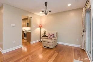 156 Hampshire Dr, Plainsboro Township, NJ 08536 - Photo 5