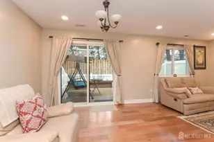 156 Hampshire Dr, Plainsboro Township, NJ 08536 - Photo 3