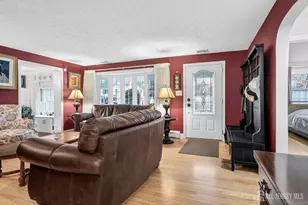 246 Highland Dr, Milltown, NJ 08850 - Photo 7