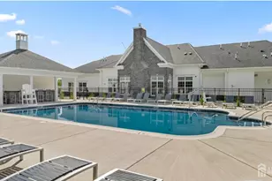 626 Marion Ln, Monroe Township, NJ 08831 - Photo 21