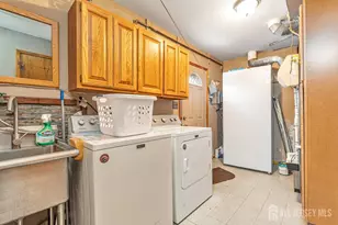 15 Erin Ln, Old Bridge Township, NJ 08857 - Photo 17