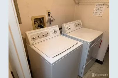 358 Hadleigh Lane, North Brunswick Township, NJ 08902 - Photo 7