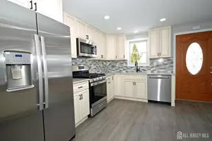 824 Drake Ave, Middlesex, NJ 08846 - Photo 3