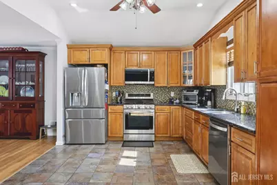 28 W Francis Street, Iselin, NJ 08830 - Photo 11