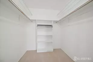 209 Green Hollow Dr, Iselin, NJ 08830 - Photo 15