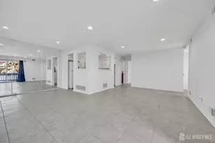 303 Michaels Ct, Woodbridge Township, NJ 07095 - Photo 5