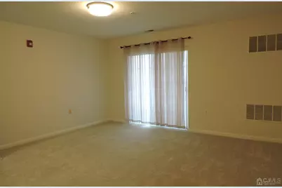 81 Liddle Avenue, Edison, NJ 08837 - Photo 5