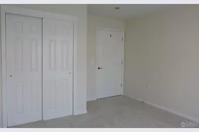 81 Liddle Avenue, Edison, NJ 08837 - Photo 11