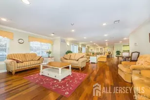 81 Liddle Ave, Edison, NJ 08837 - Photo 17