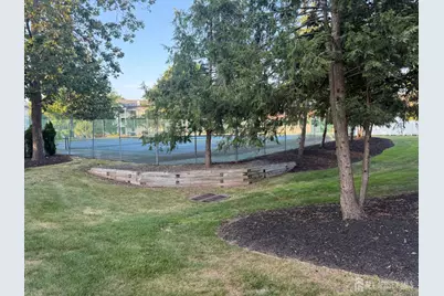 125 Albury Way, North Brunswick Township, NJ 08902 - Photo 17