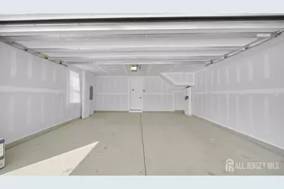208 Midland Avenue, Aberdeen Township, NJ 07721 - Photo 29