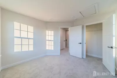 208 Midland Avenue, Aberdeen Township, NJ 07721 - Photo 21