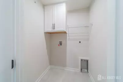 208 Midland Avenue, Aberdeen Township, NJ 07721 - Photo 25