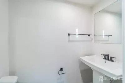 208 Midland Avenue, Aberdeen Township, NJ 07721 - Photo 7