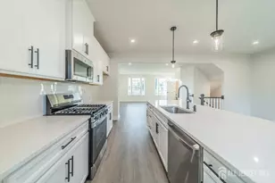 208 Midland Ave, Aberdeen Township, NJ 07721 - Photo 15