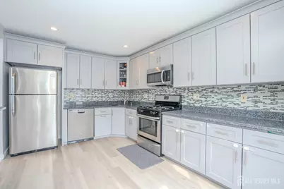 114 Jared Drive, North Brunswick Township, NJ 08902 - Photo 7