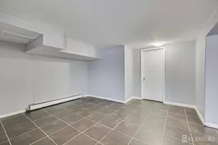 2 Garfield Park, Edison, NJ 08837 - Photo 5